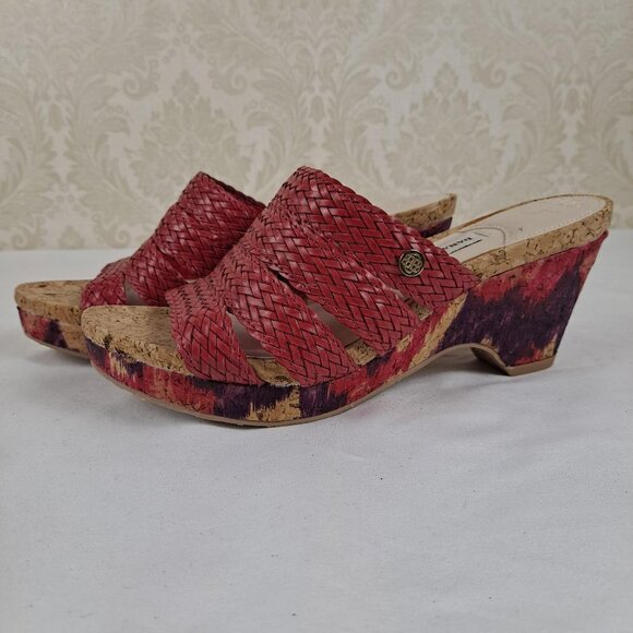 Dana Buchman Size 6M Billy Sandals Red Woven Braided Straps Cork Sole NWOT - Picture 2 of 15